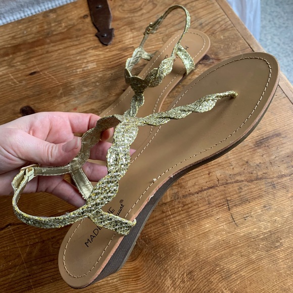 Madeline Stuart gold braid sparkle sandals - Picture 6 of 8